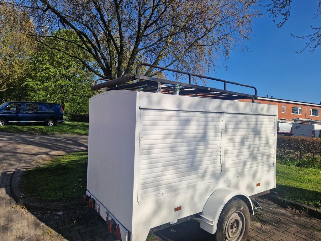 Dichte markwagen, Verzenden, Zo goed als nieuw