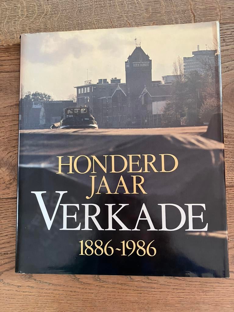 Honderd jaar Verkade 1886-1986, Boeken, Ophalen of Verzenden, Zo goed als nieuw, Architectuur algemeen