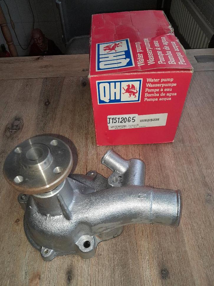 WATERPOMP - NIEUW - TOYOTA LANDCRUISER 40 - 3.0D (J40 + J50), Auto-onderdelen, Motor en Toebehoren, Toyota, Nieuw, Verzenden