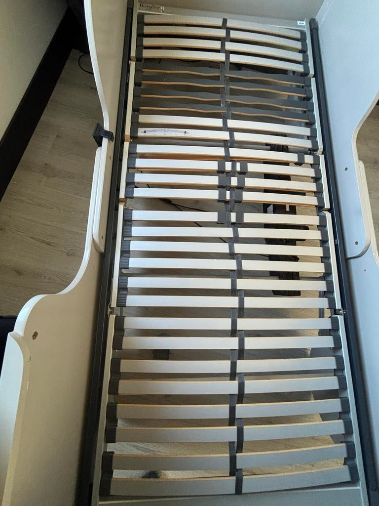 Elektronische lattenbodem (1 persoons) met afstandsbediening, Ophalen, Gebruikt, 90 cm, Eenpersoons