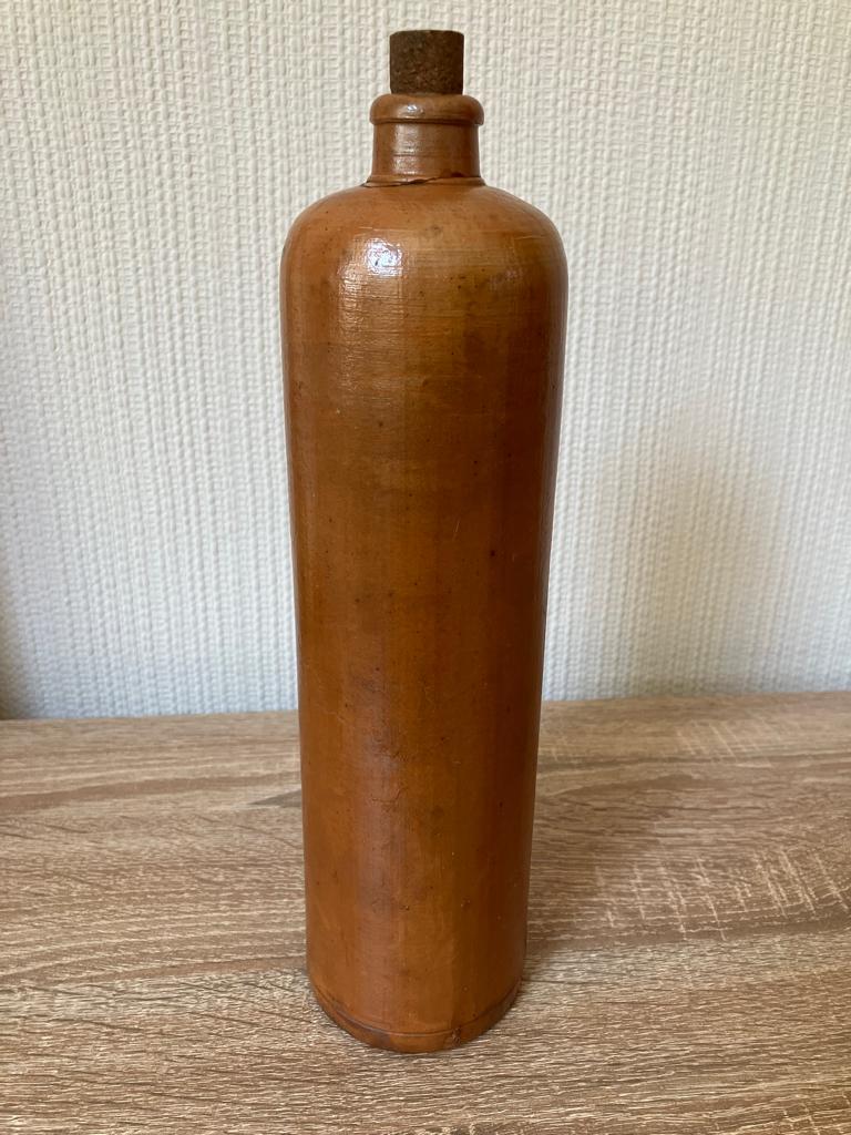 Vintage aardewerk fles, gebruikt voor jenever of gin, Antiek en Kunst, Curiosa en Brocante, Ophalen of Verzenden