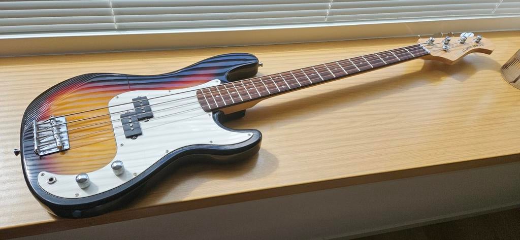 Fazley Elektrische Basgitaar, Ophalen, Gebruikt, Elektrisch