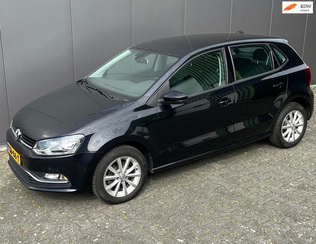 Volkswagen POLO 1.2 TSI BlueMotion Highline Edition, Auto's, Voorwielaandrijving, Gebruikt, Euro 6, 4 cilinders