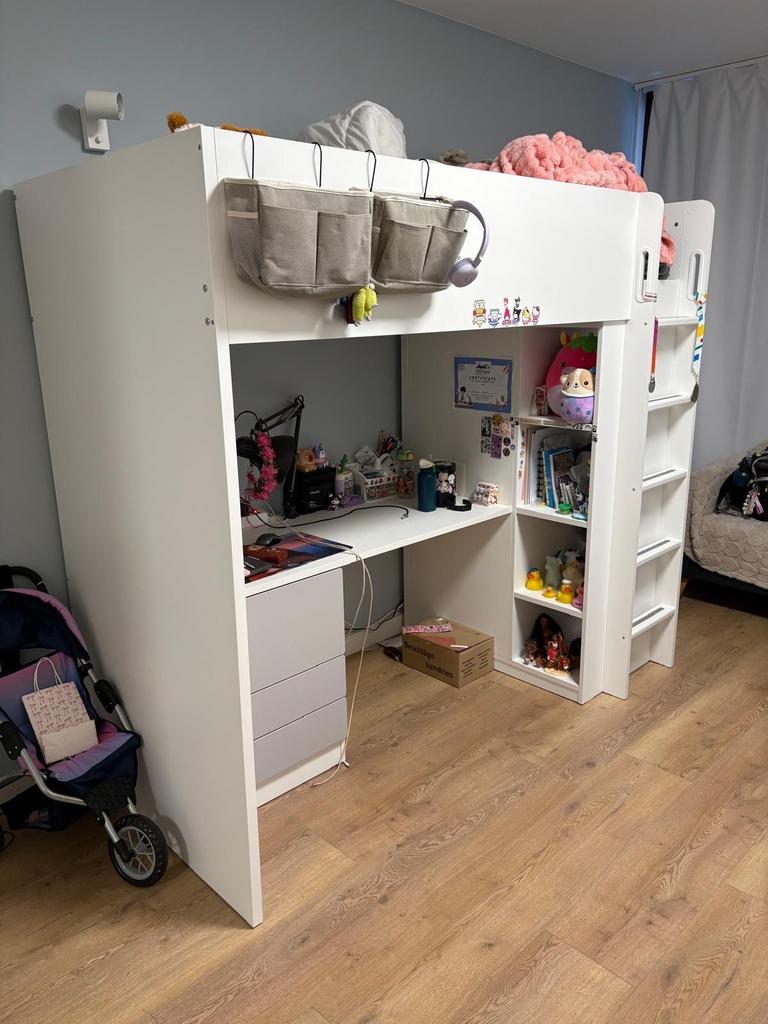 Hoogslaper wit met bureau en opbergruimte - z.g.a.n., Huis en Inrichting, Slaapkamer | Stapelbedden en Hoogslapers, Zo goed als nieuw