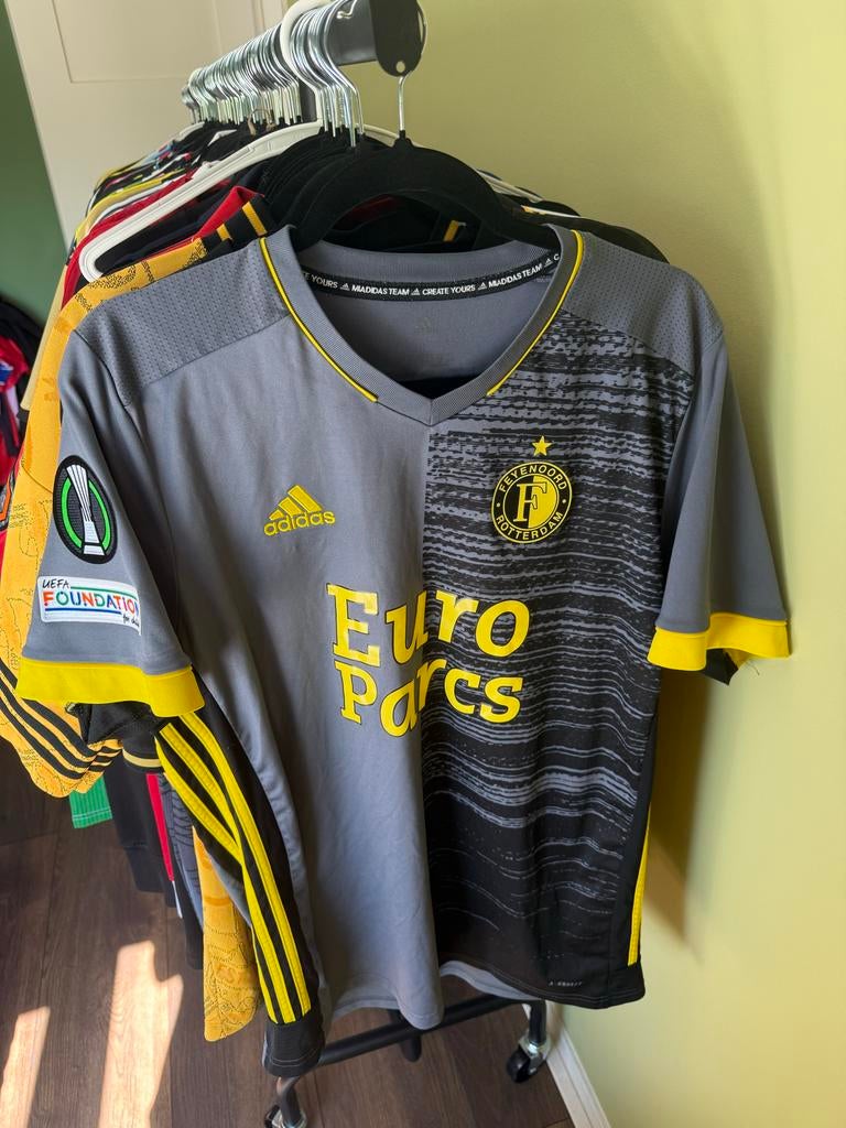 Feyenoord uitshirt 21/22 Linssen Conference League Maat L, Sport en Fitness, Voetbal, Gebruikt, Shirt, Maat L, Ophalen of Verzenden