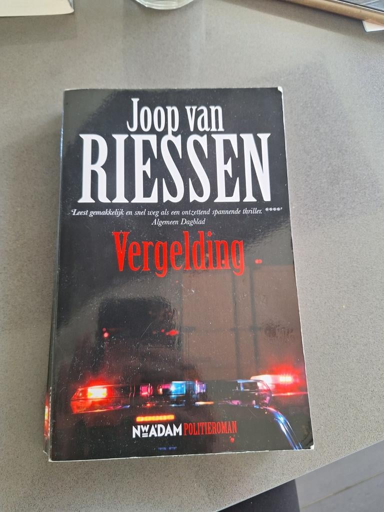 Joop van Riessen - Vergelding (Politieroman), Ophalen of Verzenden, Gelezen, Joop van Riessen, Nederland