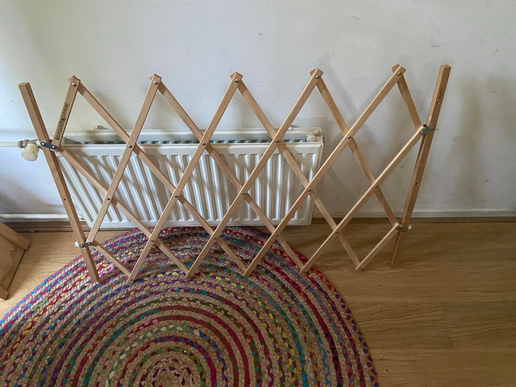 Uitschuifbaar houten hekje - traphekje - kinderhek - klimrek, Gebruikt, Overige typen, 100 tot 115 cm, Ophalen of Verzenden