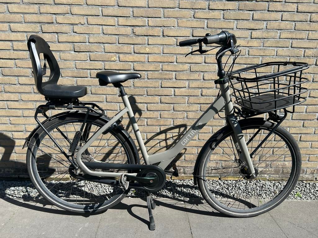 Cortina Common D57 met achterzitje en fietsmand, 7 versnelli, Gebruikt, Versnellingen, 56 cm of meer, Ophalen
