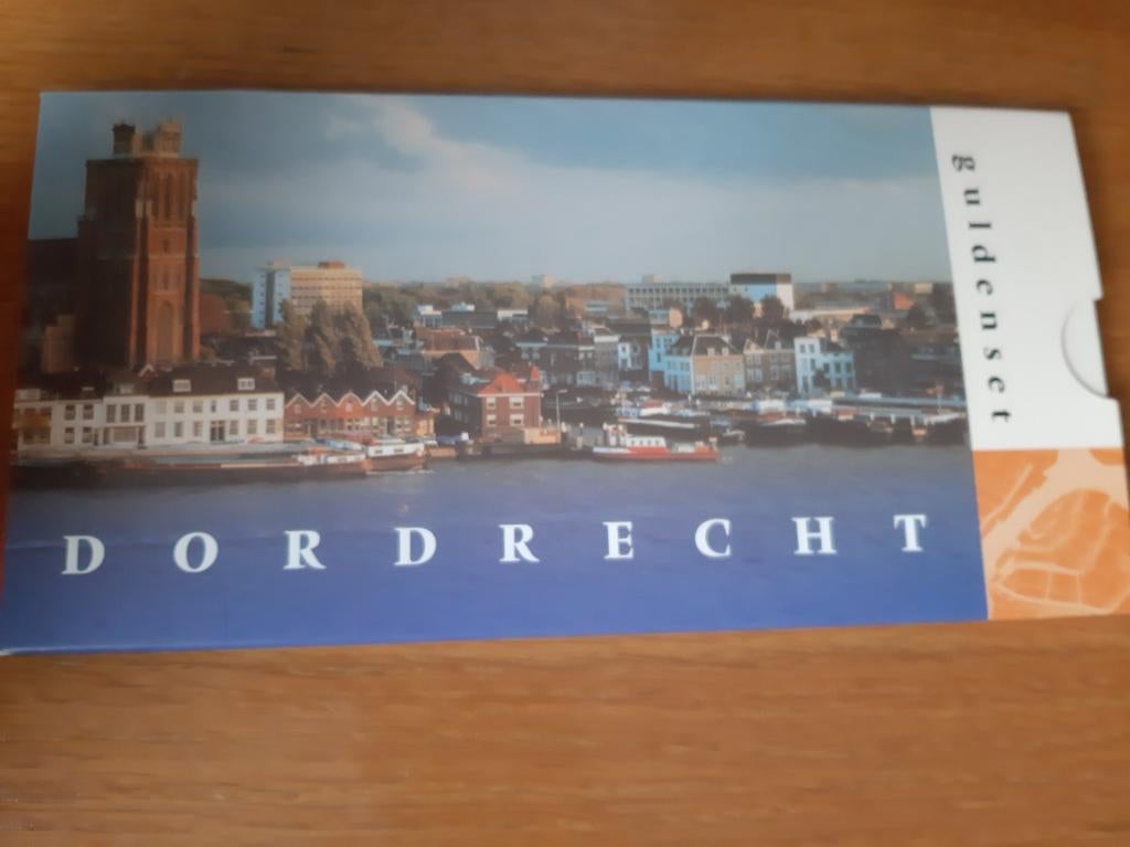 Guldenset Dordrecht - Afscheid van de gulden, Postzegels en Munten, Munten | Nederland, Ophalen of Verzenden, Koningin Beatrix