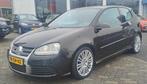 VOLKSWAGEN Golf 3.2 V6 184KW R32 3D 4M AUT, Auto's, Gebruikt, Zwart, 3189 cc, Navigatiesysteem