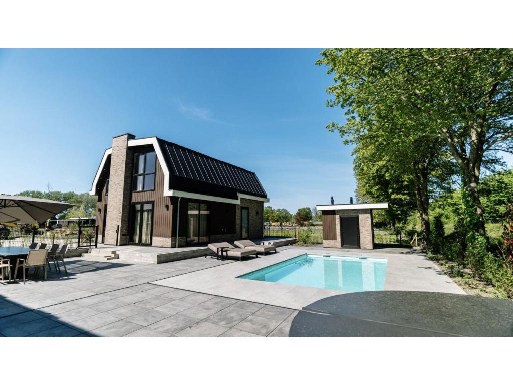 Vakantie Villa Watergloed (10 pers.) te koop in N-H! R#52R, Caravans en Kamperen, Stacaravans