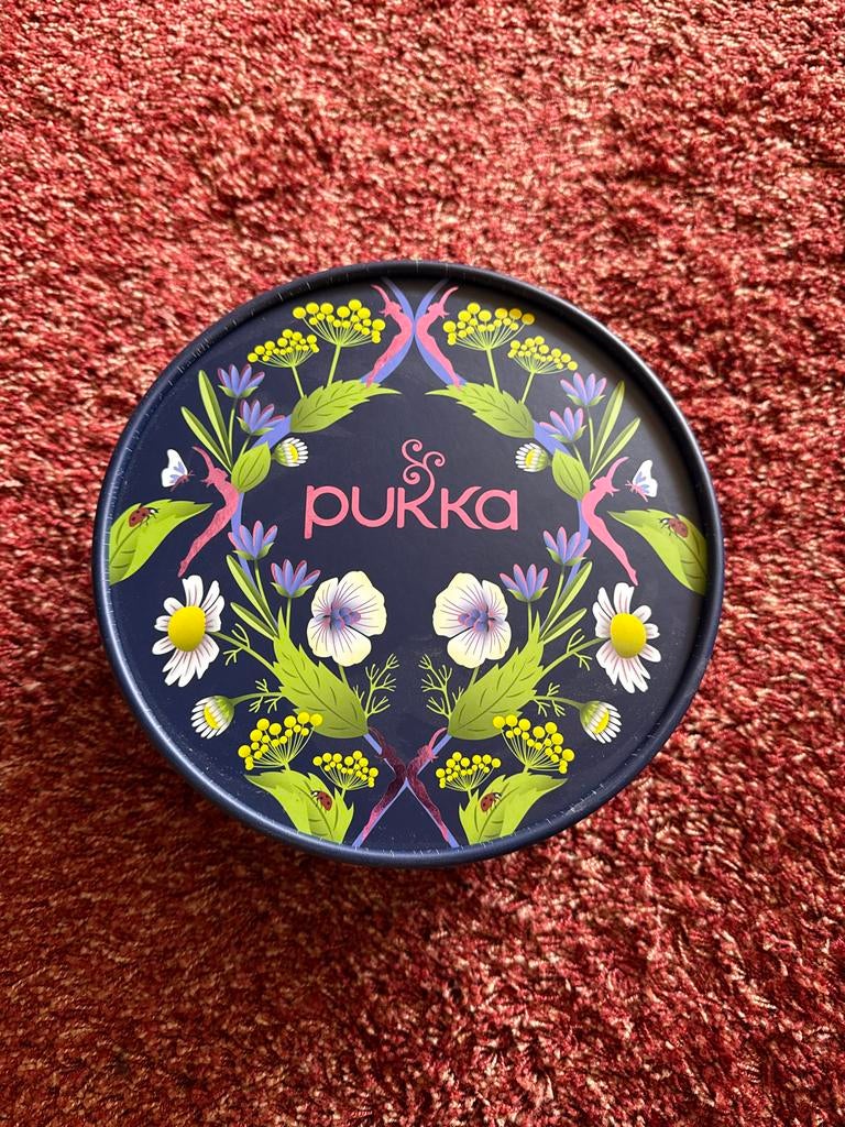 Pukka Theedoos. Inclusief thee., Ophalen of Verzenden