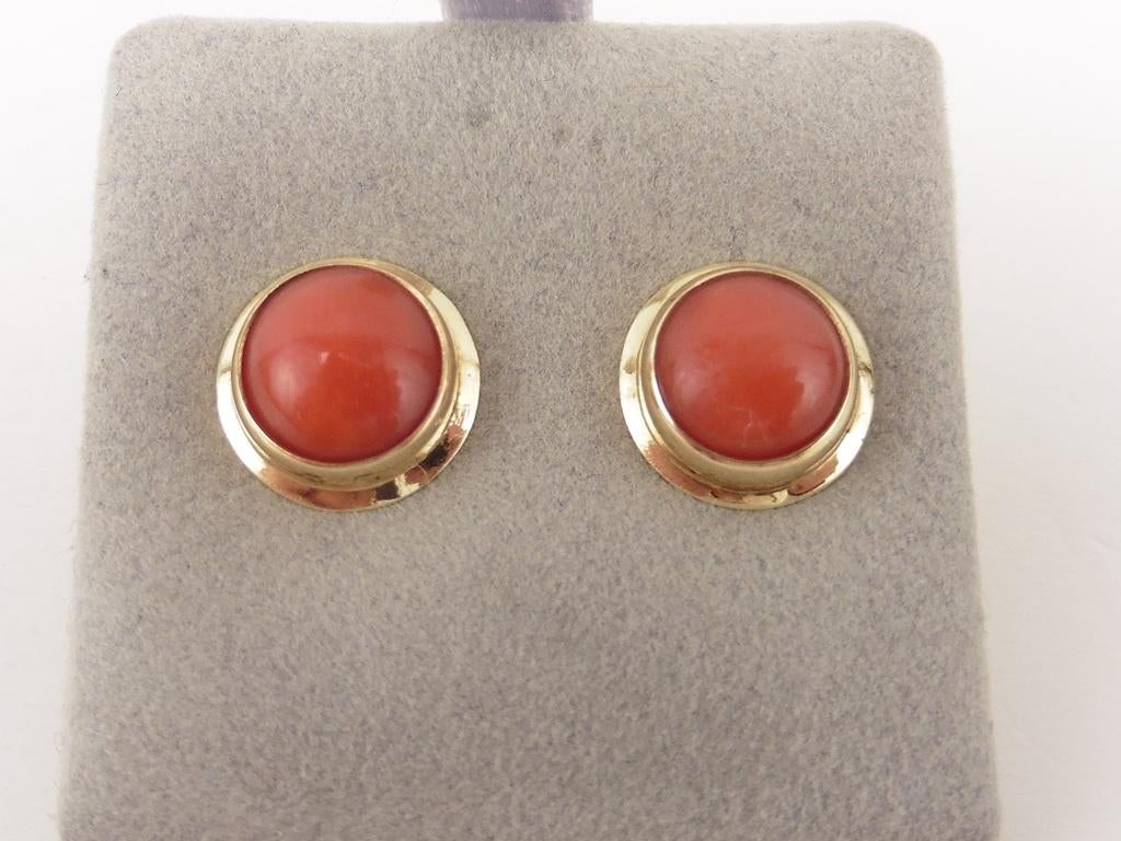 Gouden oorknopjes met bloedkoraal                        G91, Gebruikt, ., Ophalen of Verzenden, .