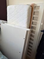 Kinderledikantje wit hoogglans met matras, Gebruikt, Ophalen of Verzenden, Lattenbodem, Minder dan 140 cm