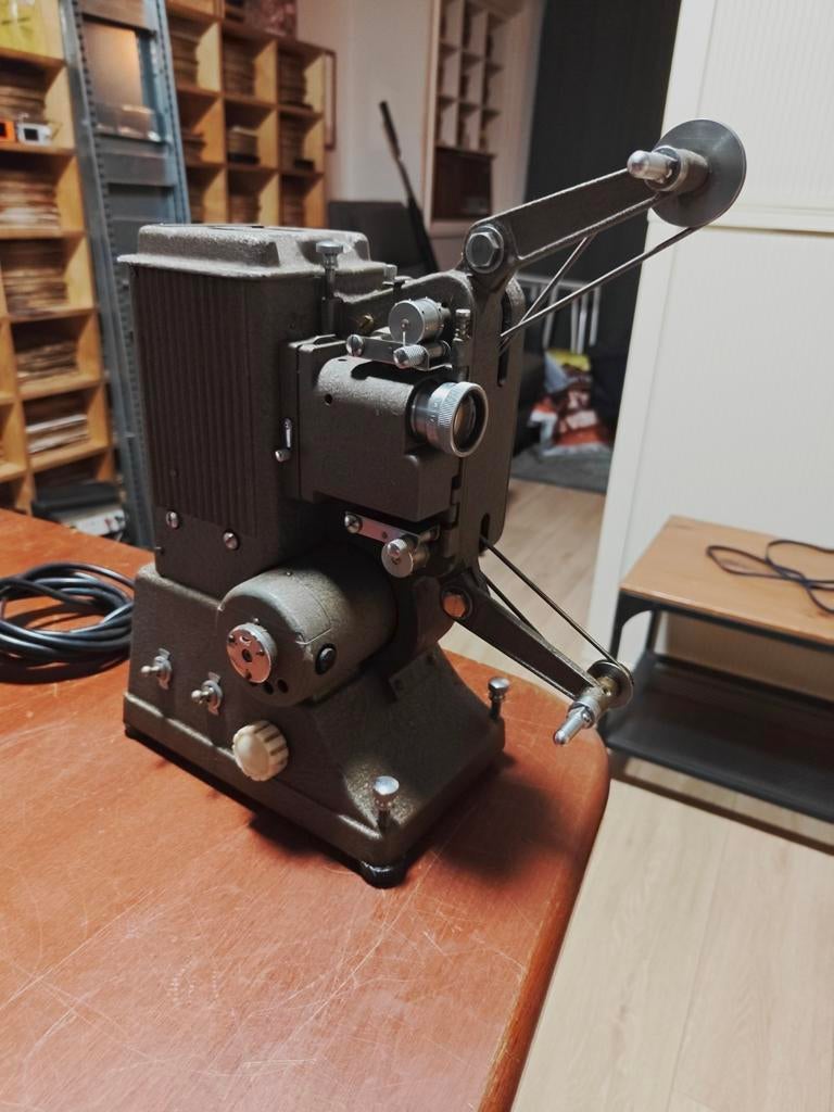 Specto Projector - Vintage Filmprojector, Audio, Tv en Foto, Diaprojectors, Ophalen, Gebruikt