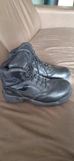 Weinig gedragen veiligheidsschoenen Magnum maat 42, Ophalen of Verzenden, Gebruikt