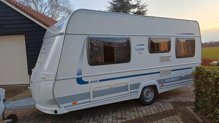 Fendt 445 TF ,mover ,luifel nieuwe bovag ,, Caravans en Kamperen, Caravans, Particulier, tot en met 4, 1000 - 1250 kg, Rondzit