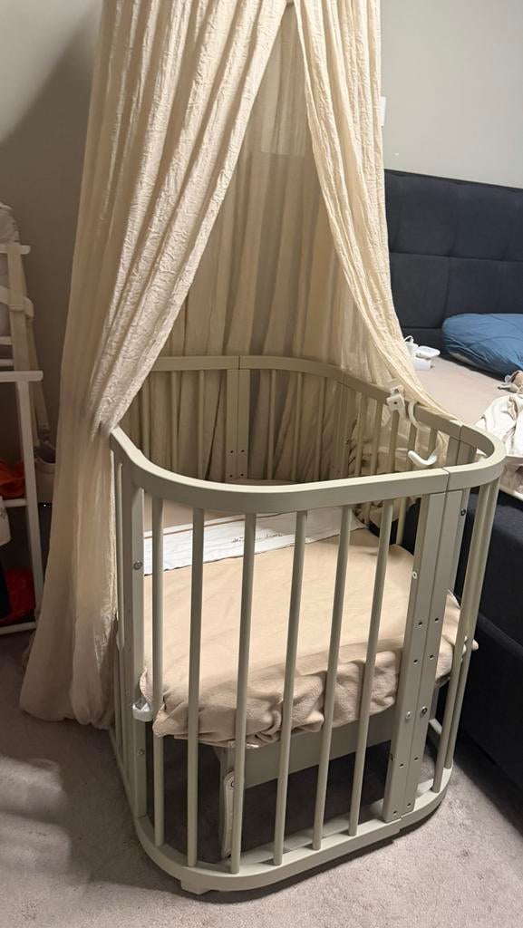 4-1 baby bed, Kinderen en Baby's, Babywiegjes en Ledikanten, Ophalen, Zo goed als nieuw, Ledikant