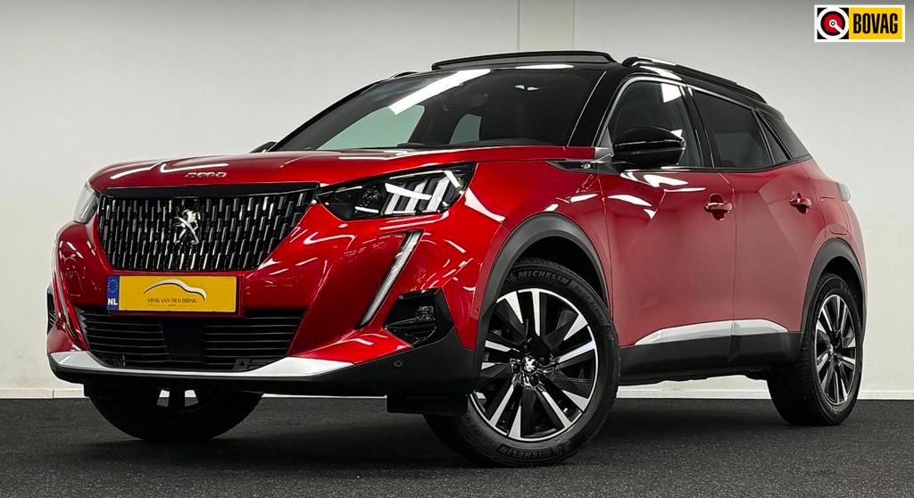 Peugeot 2008 1.2 PureTech GT-Line*155PK*Panodak*Trekhaak*Sto, Gebruikt, Zwart, 1199 cc, 155 pk