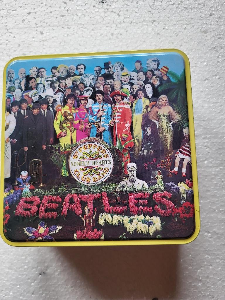 The Beatles Seargent Peppers puzzle in blik, Cd's en Dvd's, Vinyl | Pop, Ophalen of Verzenden, Zo goed als nieuw, Overige formaten