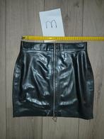 Latex mini rok maat M zo goed als nieuw, Kleding | Dames, Rokken, Maat 38/40 (M), Verzenden, Zwart, Zo goed als nieuw