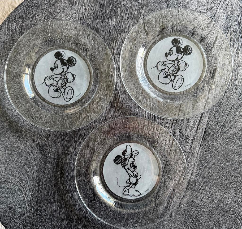 Vintage Disney Paris Mickey & Minnie Mouse ontbijtbordjes, Gebruikt, Ophalen of Verzenden, Glas, Bord(en)