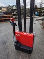 Stapelaar gebruikt slechts 38 uur gedraait, Ophalen, Zo goed als nieuw