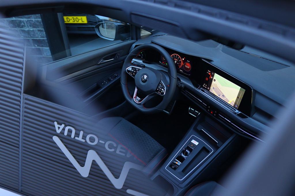 Volkswagen Golf 2.0 GTI Clubsport| Pano| Hud| H/K| Keyless|, Gebruikt, Zwart, 4 cilinders, 1984 cc