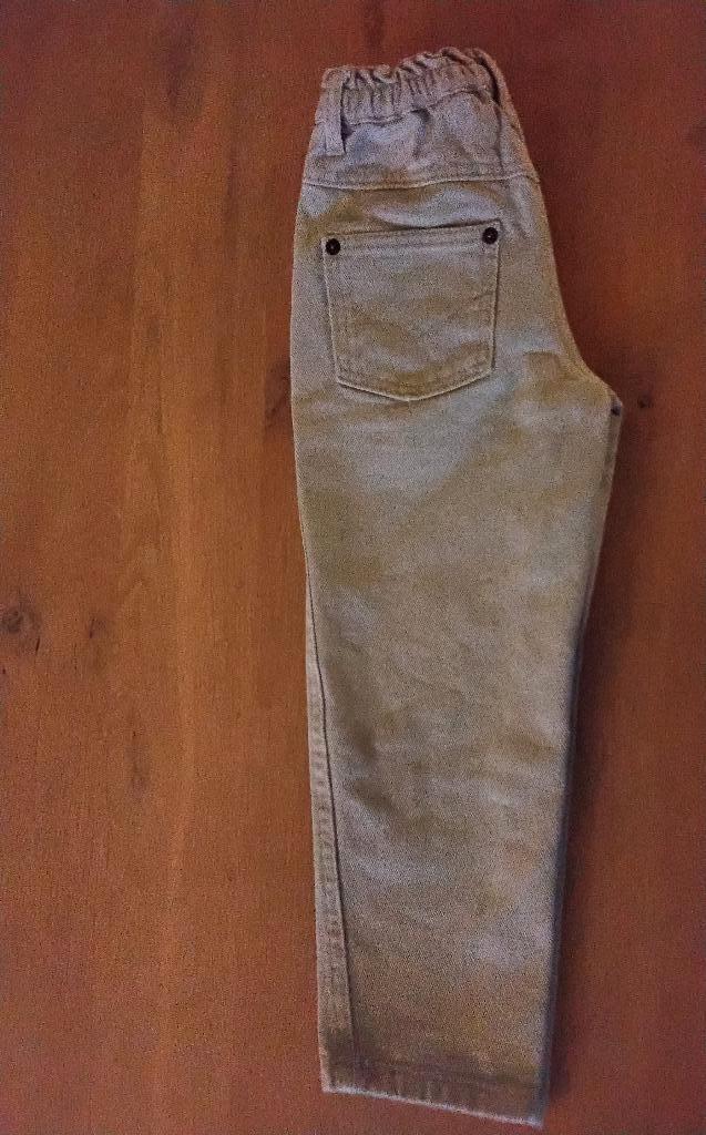 Kinder spijkerbroek maat 104, Ophalen of Verzenden, Zo goed als nieuw, Jongen, Broek