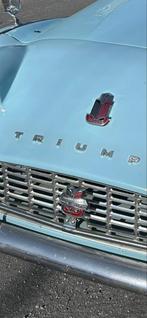 Gezocht: Triumph TR3 Embleem, Auto-onderdelen, Ophalen of Verzenden, Voor, Triumph