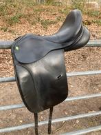 Dressuurzadel Ainsley, Dieren en Toebehoren, Paarden en Pony's | Zadels, Ophalen of Verzenden, Gebruikt, Dressuur