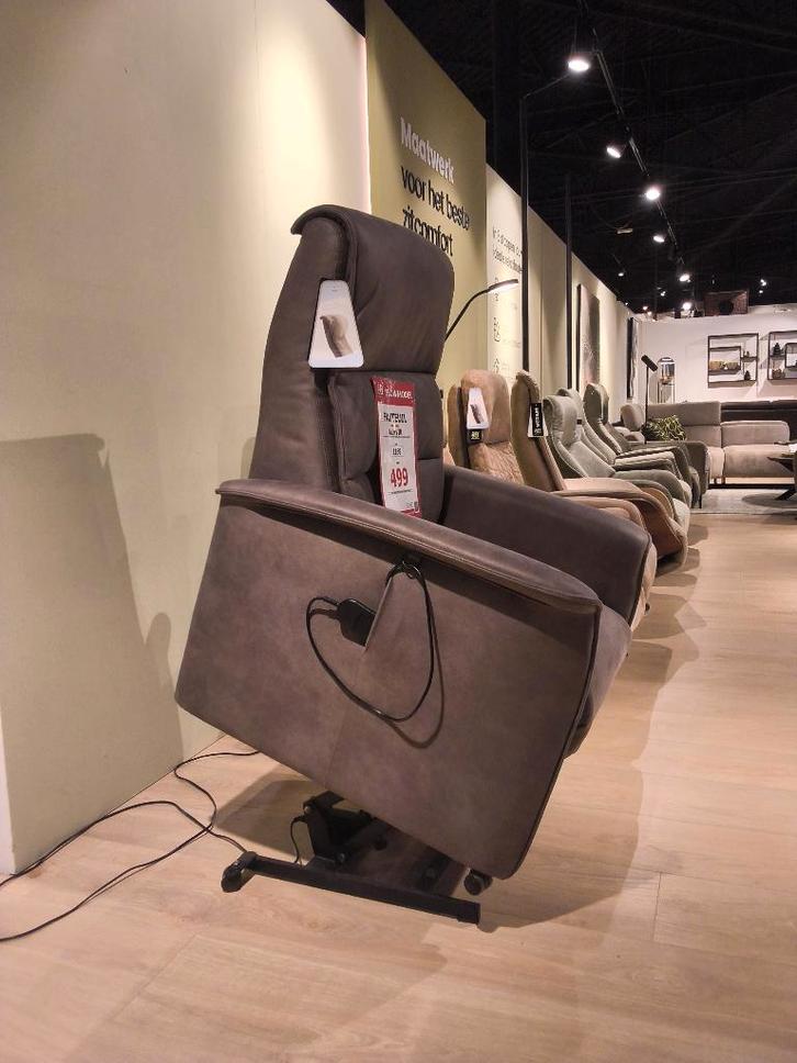 Relaxfauteuil sta-op functie, Huis en Inrichting, Fauteuils, Zo goed als nieuw, Stof, 50 tot 75 cm, 75 tot 100 cm, Ophalen