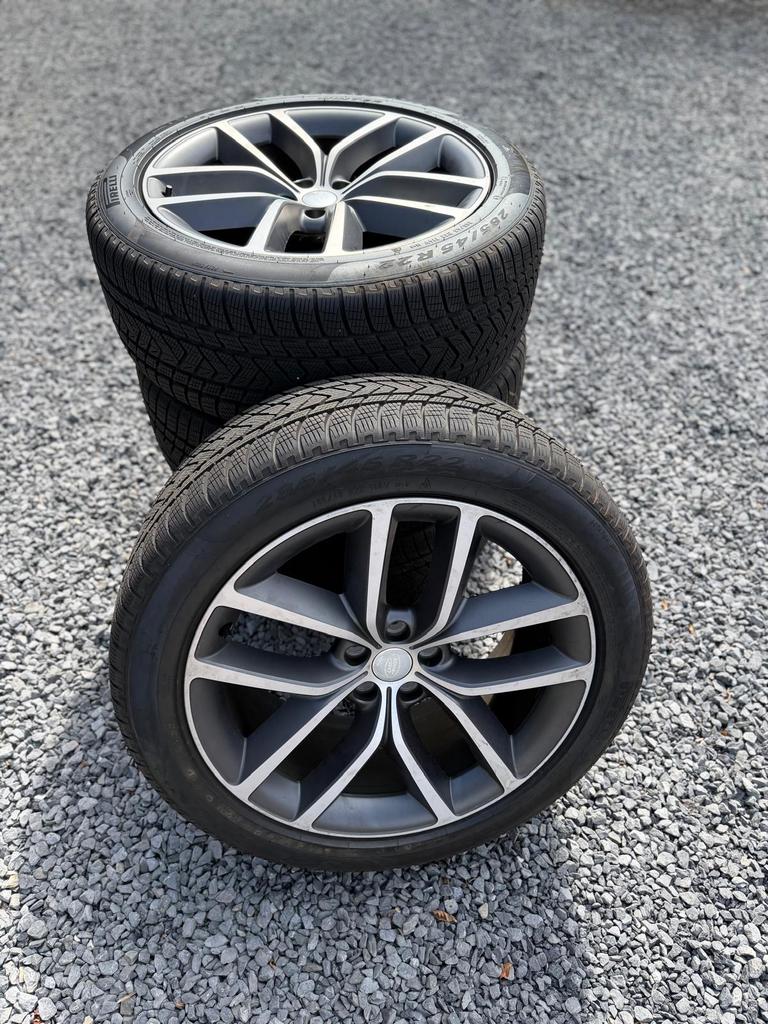 Winterbanden met velgen 22 inch Range Rover Sport, Auto-onderdelen, Banden en Velgen, Ophalen, Gebruikt, 285 mm, Banden en Velgen