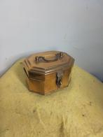 3577) mooi messing blikje  115x90x70 mm, Antiek en Kunst, Ophalen of Verzenden