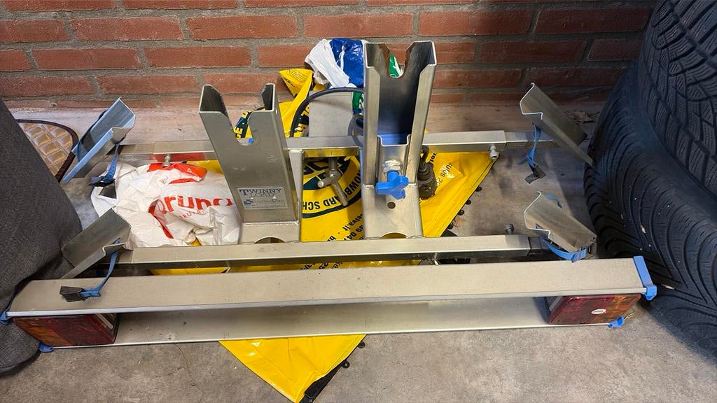 Twinny Load met adapter, Ophalen, 2 fietsen, Gebruikt, Trekhaakdrager