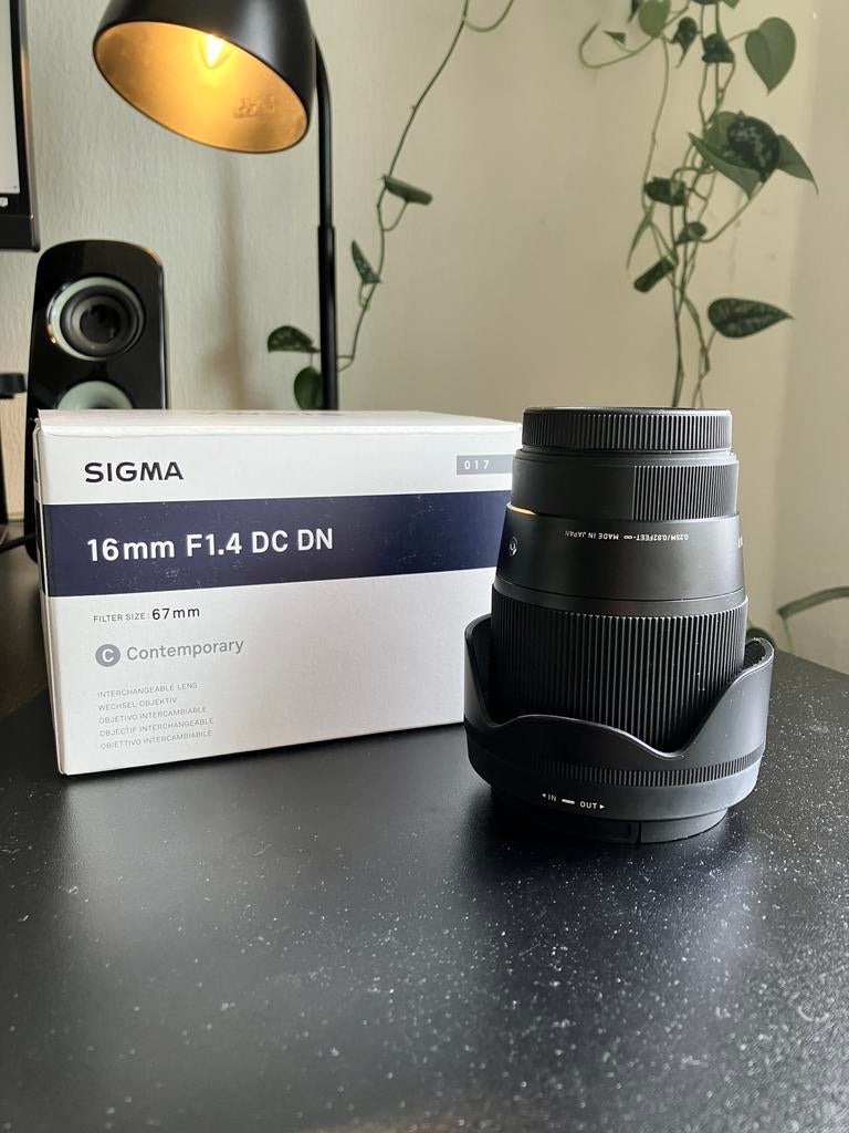Sigma 16mm f/1.4 DC DN contemporary Fujifilm X, Audio, Tv en Foto, Fotografie | Lenzen en Objectieven, Ophalen of Verzenden, Zo goed als nieuw