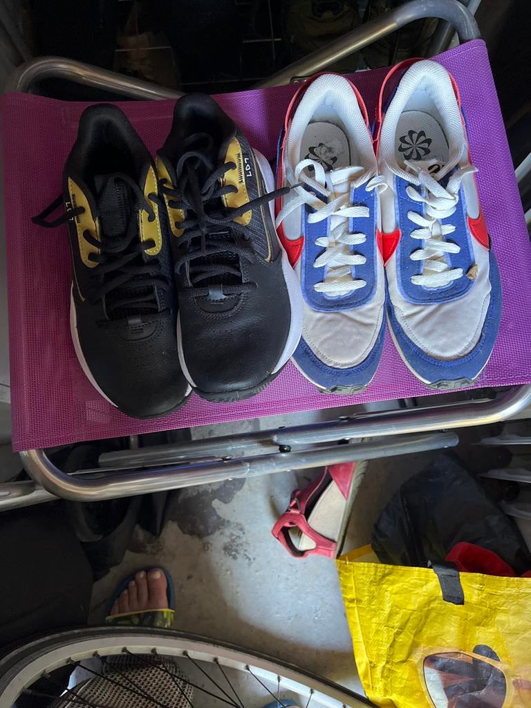 Nike en Under Armour sneakers - Maat 38, Kleding | Dames, Schoenen, Ophalen of Verzenden, Gedragen, Zwart, Sneakers of Gympen