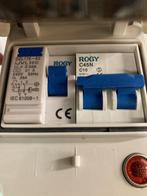 Stekkerdoos met zekering en aardlekschakelaar, Caravans en Kamperen, Ophalen, Zo goed als nieuw