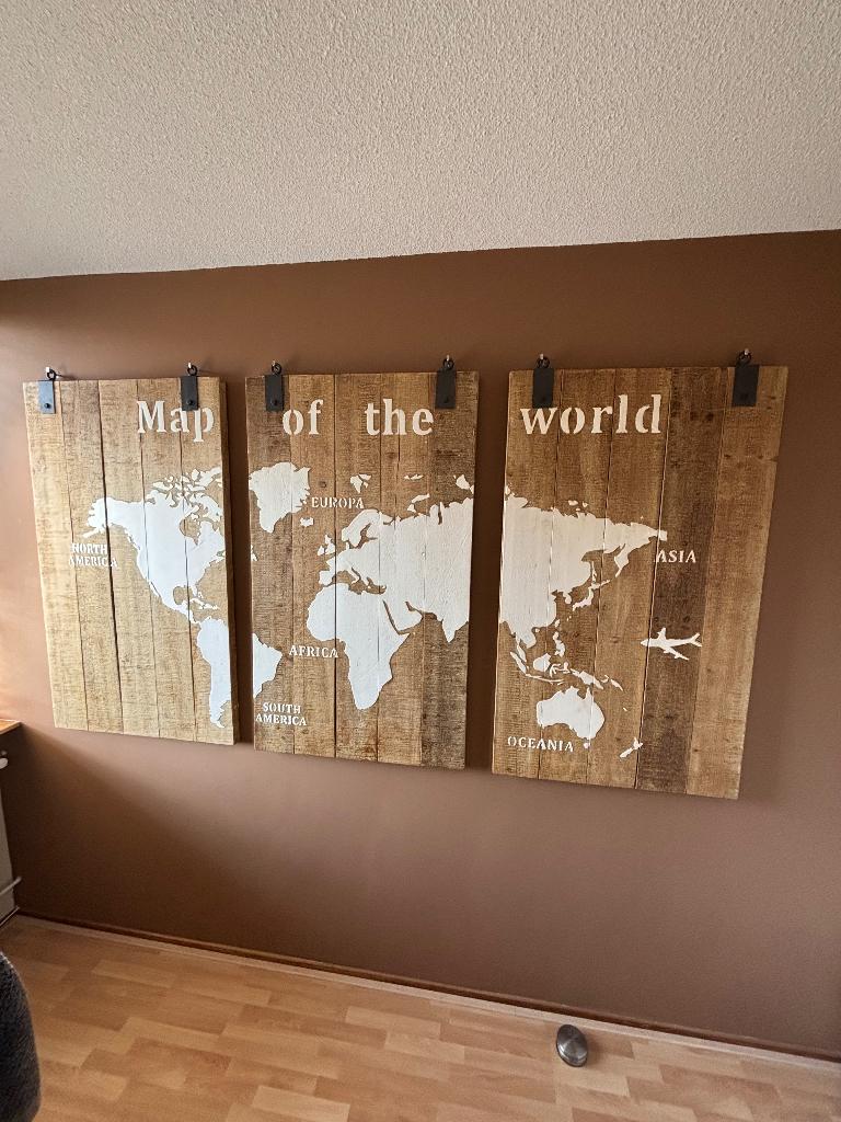Drieluik Houten wereldkaart afmeting 70x120 per paneel, Huis en Inrichting, Woonaccessoires | Wanddecoraties, Ophalen, Gebruikt