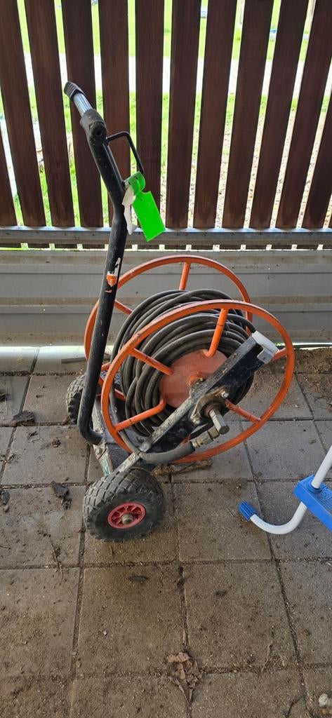 Hogedrukslang op haspel, ca. 30 meter, Tuin en Terras, Hogedrukreinigers, Gebruikt, Elektrisch, Ophalen of Verzenden