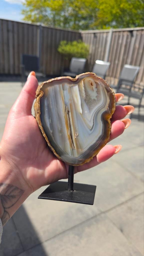 Agaat op standaard - 400 gram, 13 x 9 cm