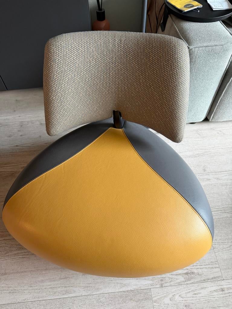 Nieuwe Leolux Pallone Ma stoel, Ophalen of Verzenden, Nieuw, Stof, 75 tot 100 cm