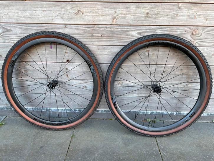 Deda Elementti SL30 DB Carbon wielset Shimano body tubeless, Fietsen en Brommers, Fietsonderdelen, Gebruikt, Racefiets, Wiel, Ophalen of Verzenden