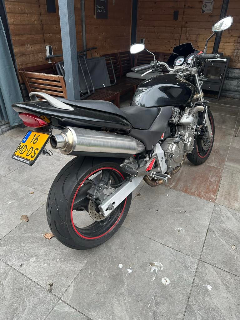 Honda Hornet bj 2000 inruil mogelijk, Sportuitlaat, 4 cilinders, Motorrijbewijs A, Particulier