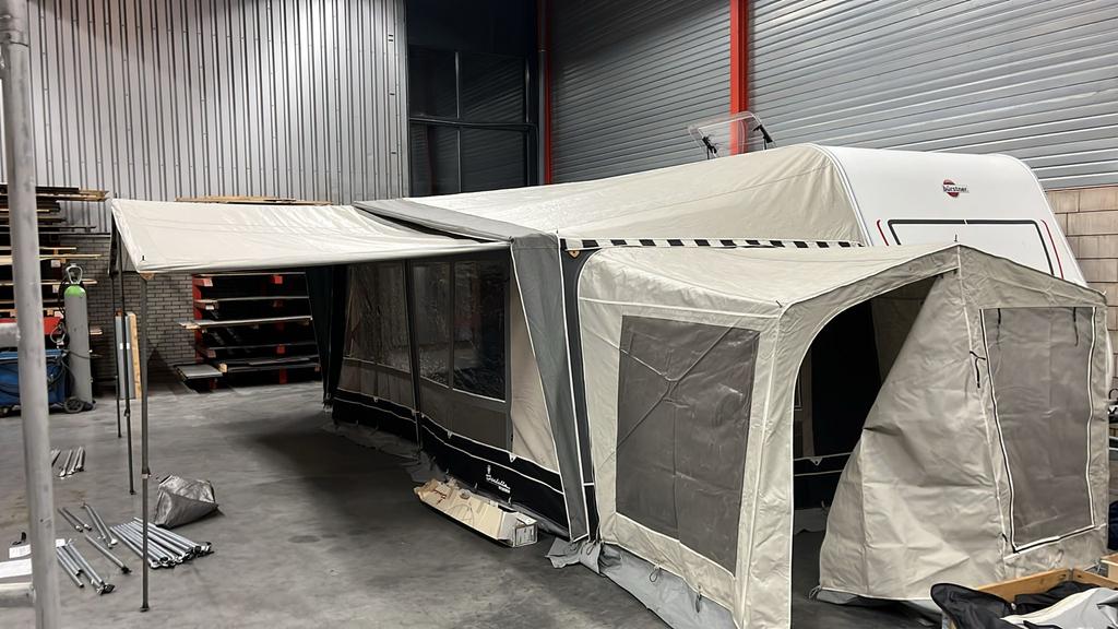 Isabella Commodore G20 (1036-1085) carbon frame, Caravans en Kamperen, Ophalen, Zo goed als nieuw, Isabella