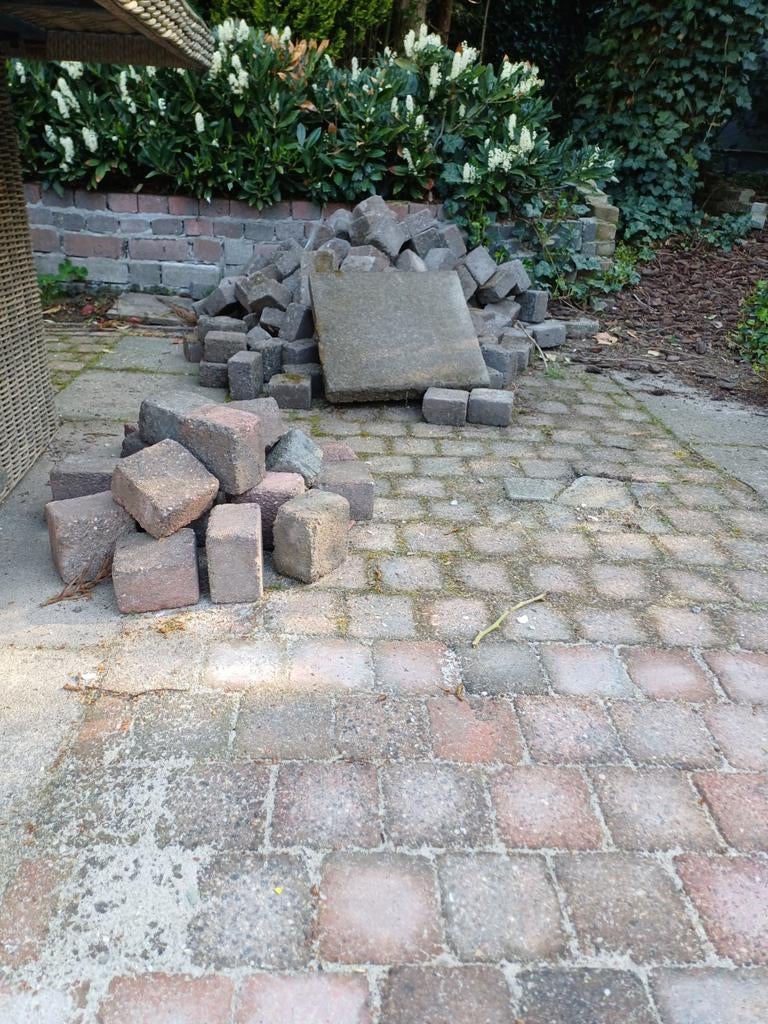 Trommelstenen (cobblestones) en grindtegels, Tuin en Terras, Tegels en Klinkers, Ophalen, Beton, Terrastegels