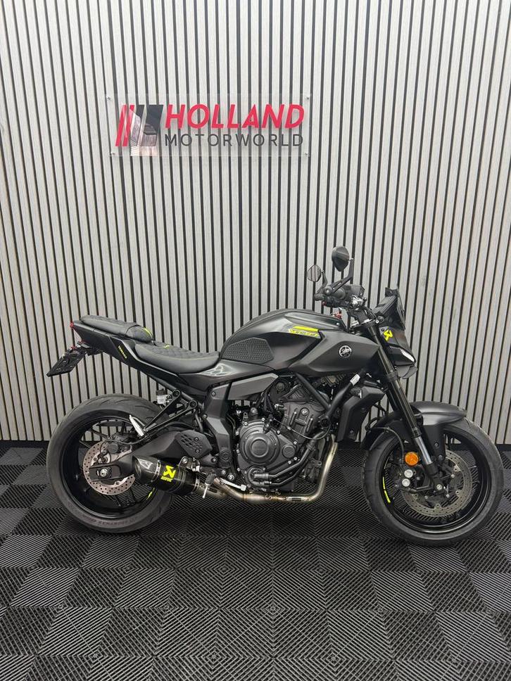 Yamaha MT-07 2025 Akrapovic zwart MT 07 MT07, Motoren, Motoren | Yamaha, Bedrijf, Naked bike, 12 t/m 35 kW, Ophalen