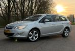 Opel Astra 1.4 Turbo 88KW Sports Tourer 2011 Grijs, Auto's, Voorwielaandrijving, Euro 5, Zwart, 4 cilinders