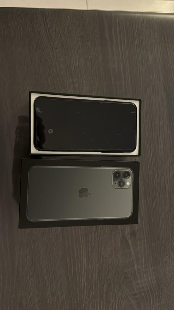 iPhone 11 Pro Max 64GB met barst, Telecommunicatie, Mobiele telefoons | Apple iPhone, Ophalen of Verzenden, 64 GB, Zonder simlock