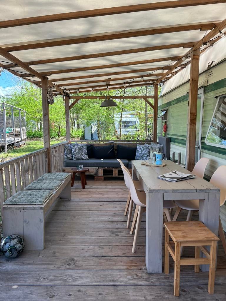 Stacaravan met veranda te huur op Camping Bakkum, Caravans en Kamperen